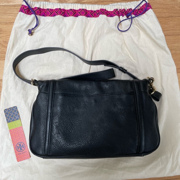 NWT Tory Burch Amanda Fold-Over Messenger Bag - Picture 2 of 6